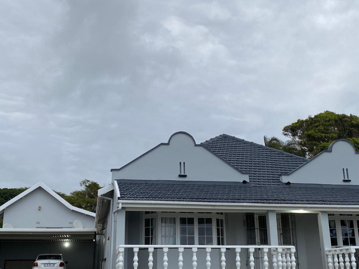 Beautiful Villa - Scottburgh, Durban エクステリア 写真